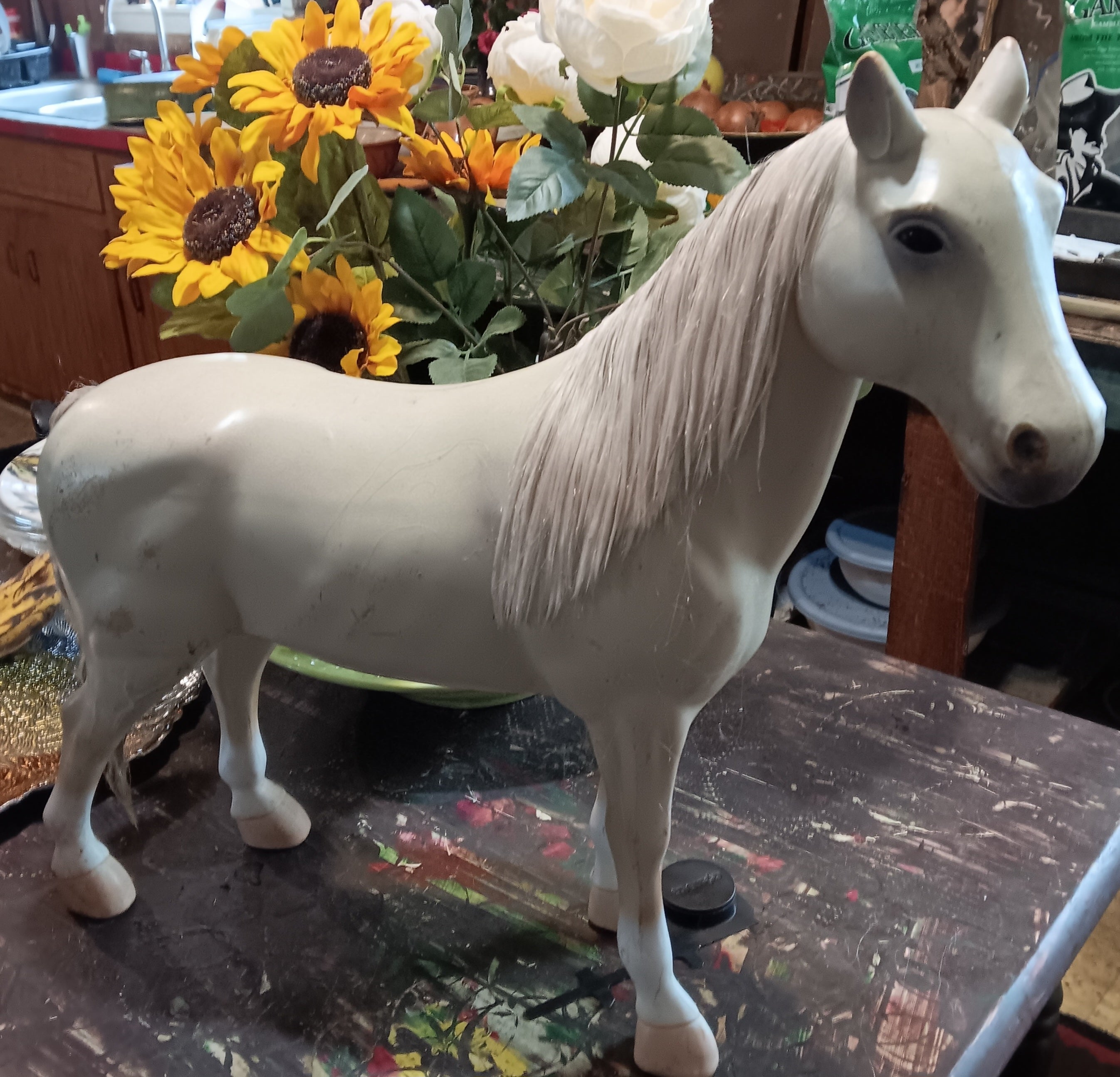 Vintage 20" White Fiberglass Horse