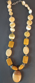Vintage Baltic Agate necklace with pendant