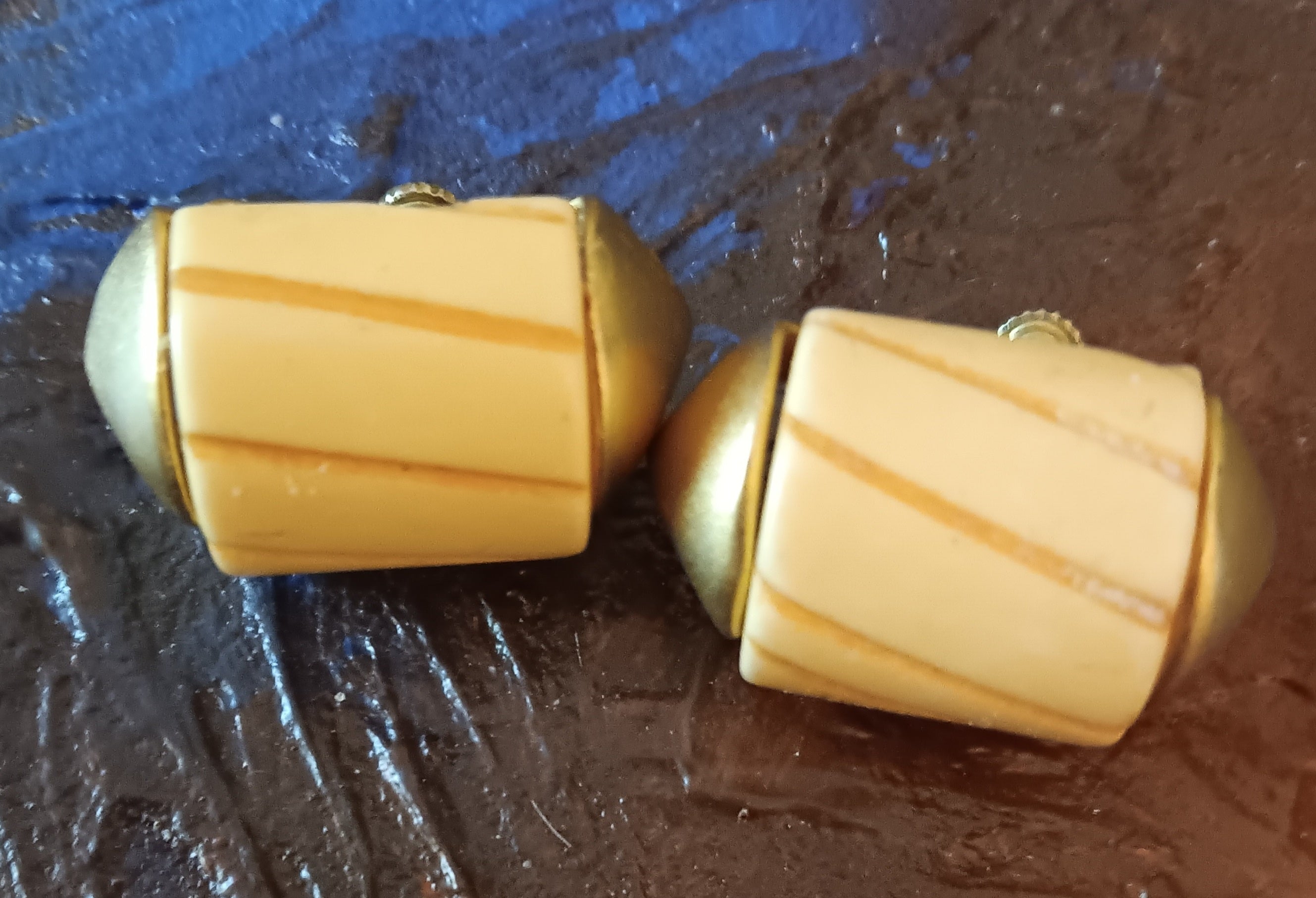 Vintage Napier mid century mod screw on earrings