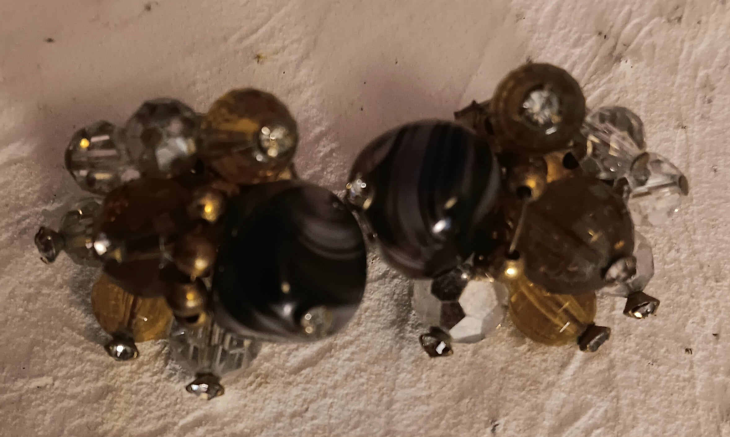 Vintage ,Vandom cluster snap on earrings