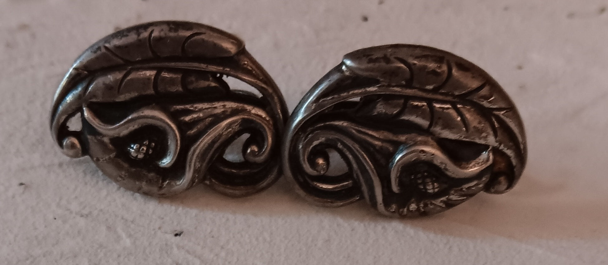 Vintage sterling silver calalilly screw on earrings
